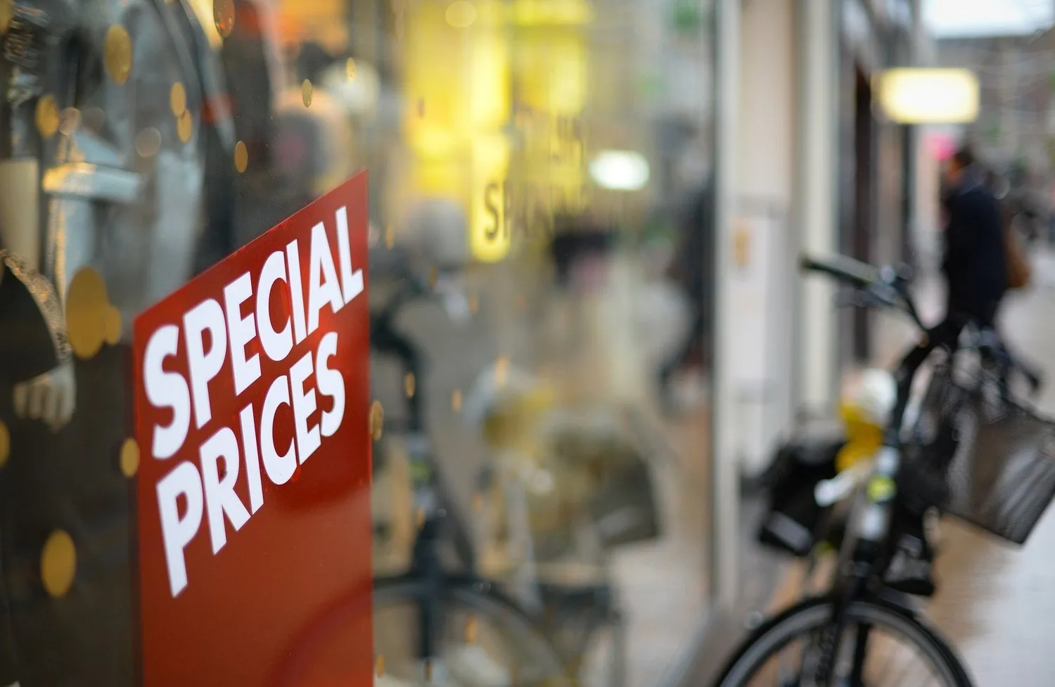 How AI Revolutionizes Retail